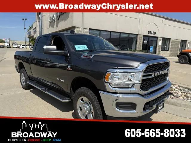 2019 RAM 2500 Tradesman Crew Cab 4x4 64 Box