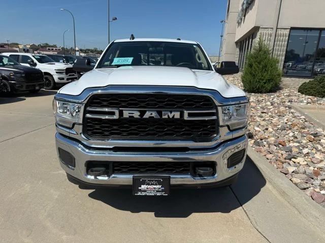 2019 RAM 2500 Tradesman Crew Cab 4x4 64 Box 2019 RAM 2500 Tradesman Crew Cab 4x4 64 Box
