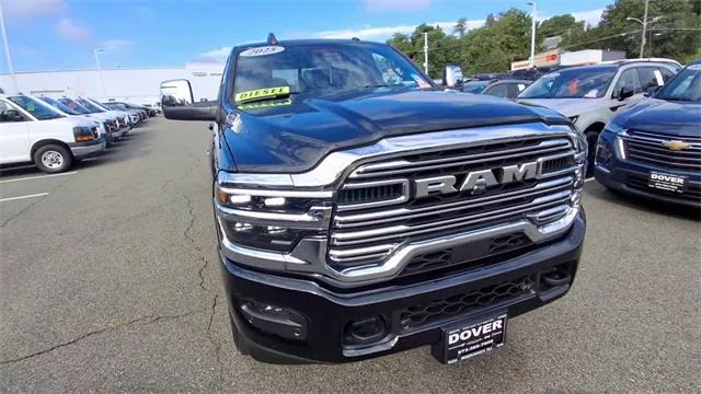 2025 RAM 2500 Laramie Crew Cab 4x4 64 Box