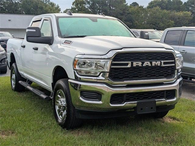 2024 RAM 2500 Tradesman Crew Cab 4x4 64 Box
