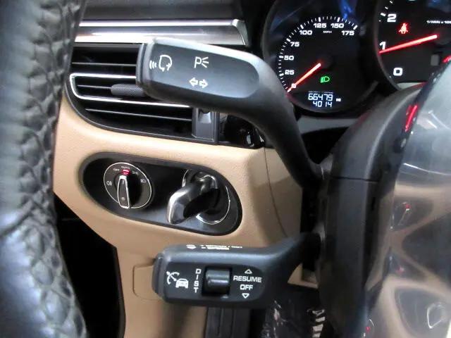 2019 Porsche Macan Standard