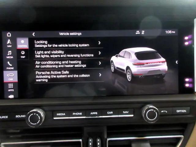 2019 Porsche Macan Standard
