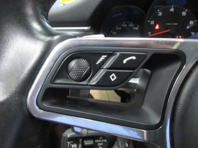 2019 Porsche Macan Standard