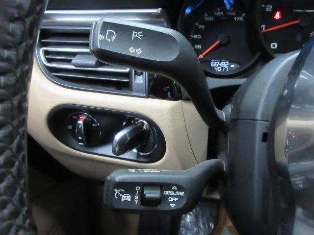 2019 Porsche Macan Standard