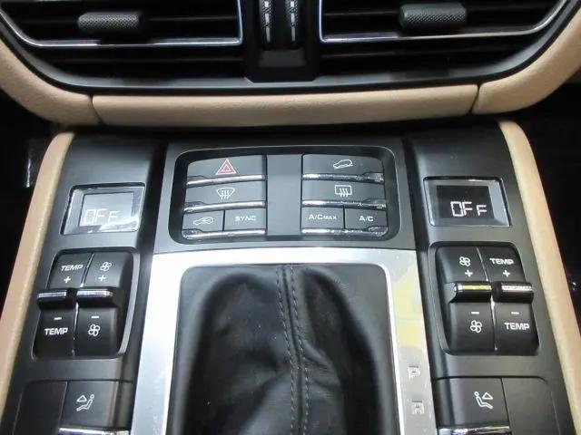 2019 Porsche Macan Standard