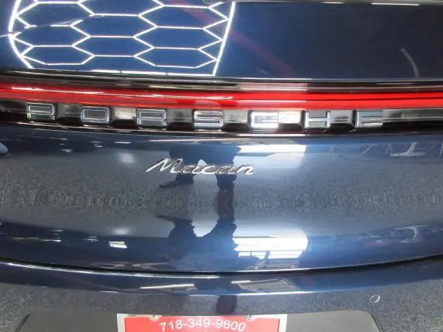 2019 Porsche Macan Standard