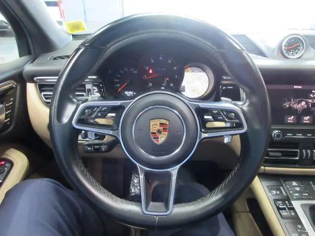 2019 Porsche Macan Standard