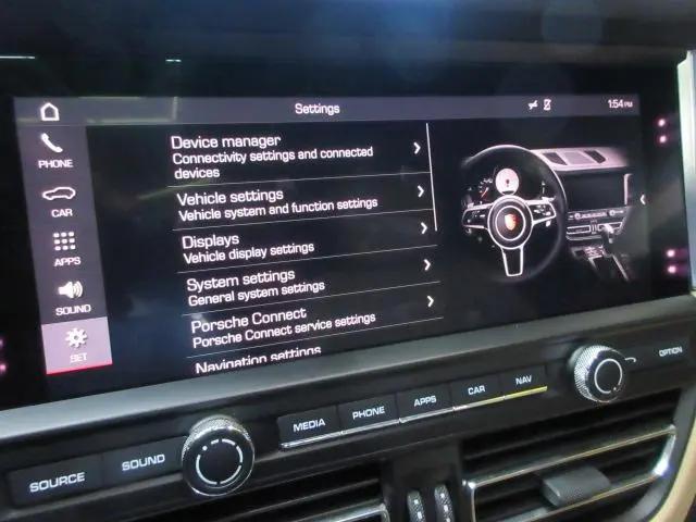2019 Porsche Macan Standard