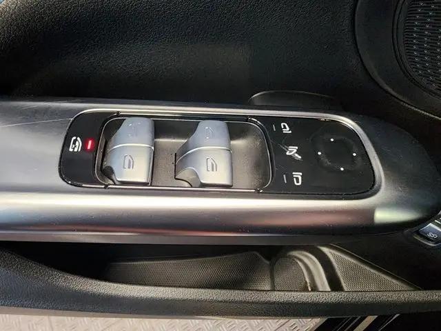 2025 Mercedes-Benz C-CLASS C 300 C 300