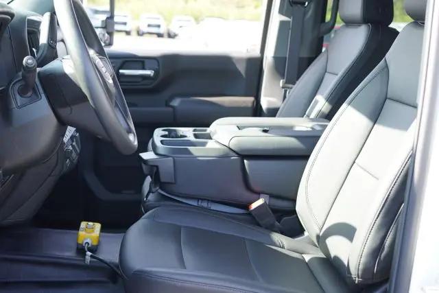 2025 GMC Sierra 3500HD Pro