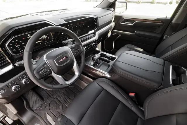 2026 GMC Sierra 1500 Crew Cab, Short Bed, Elevation, 4WD