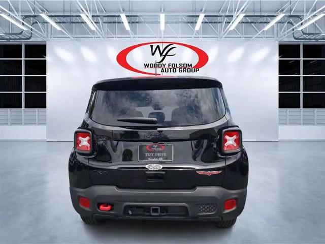 2023 Jeep Renegade Trailhawk 4x4