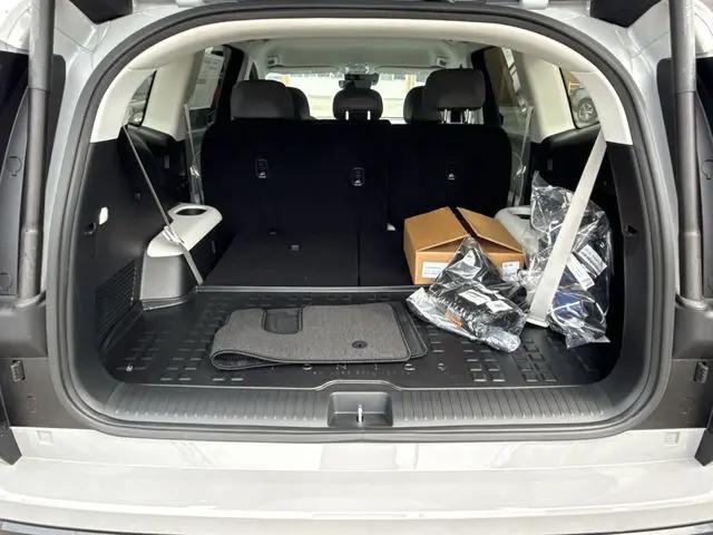 2026 Hyundai IONIQ 9 SEL