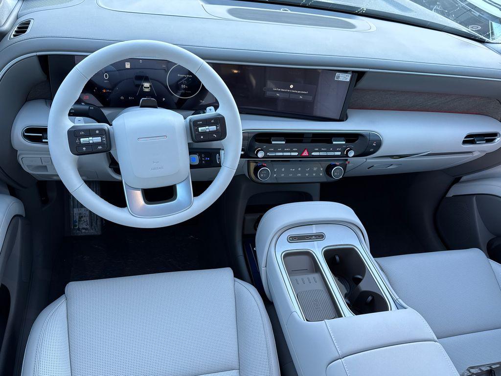 New 2026 Gray Pearl HYUNDAI Limited FWD image 15