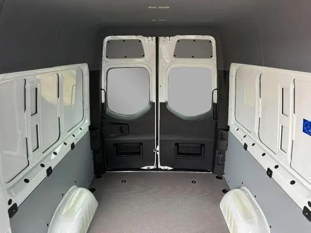 2025 Mercedes-Benz Sprinter 2500 Standard Roof 4-Cyl Diesel HO