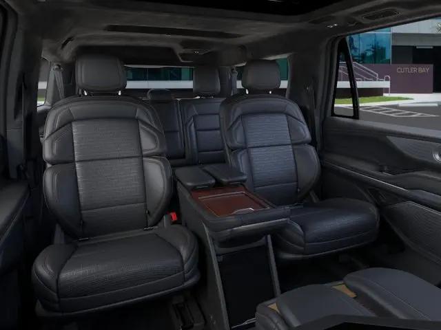 2025 Lincoln Navigator Black Label L