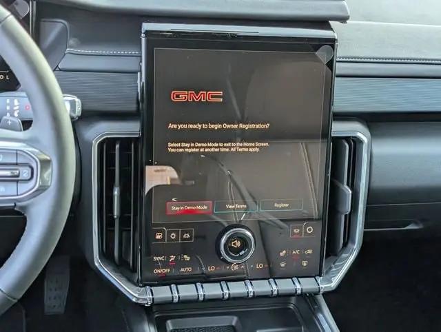 2026 GMC Acadia Elevation FWD