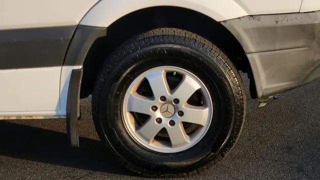 2013 Mercedes-Benz Sprinter 2500 Normal Roof