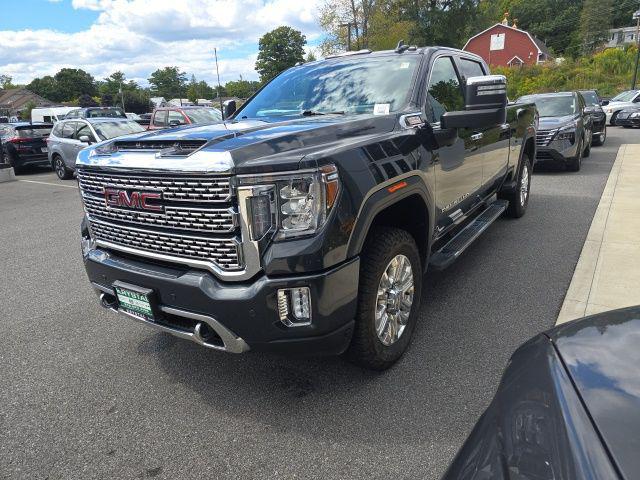 2022 GMC Sierra 2500HD 4WD Crew Cab Standard Bed Denali