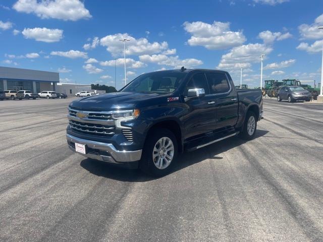 2022 Chevrolet Silverado 1500 4WD Crew Cab Short Bed LTZ
