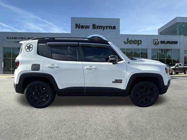 2017 Jeep Renegade Deserthawk 4x4