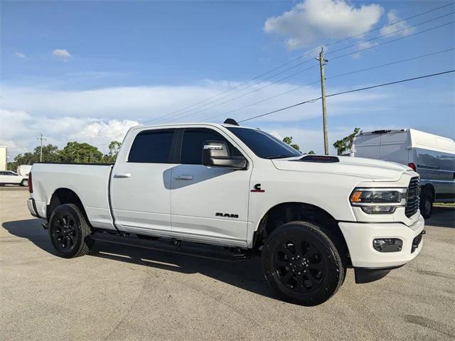 2024 RAM 3500 Laramie Crew Cab 4x4 64 Box