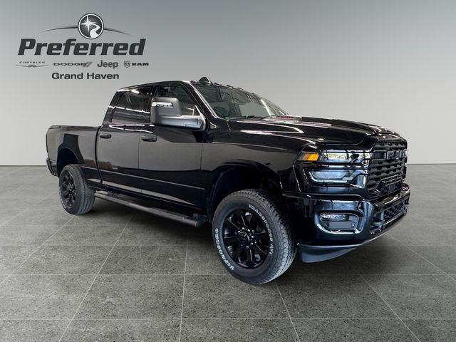 2026 RAM Ram 2500 RAM 2500 BLACK EXPRESS CREW CAB 4X4 64 BOX