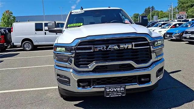 2025 RAM 2500 Big Horn Crew Cab 4x4 64 Box