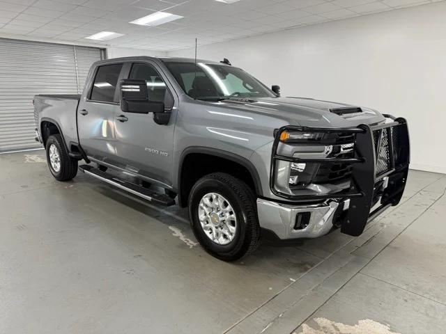 2025 Chevrolet Silverado 2500HD 4WD Crew Cab Standard Bed LT