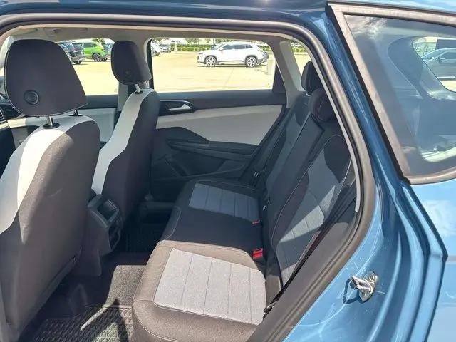 2025 Volkswagen Taos 1.5T S
