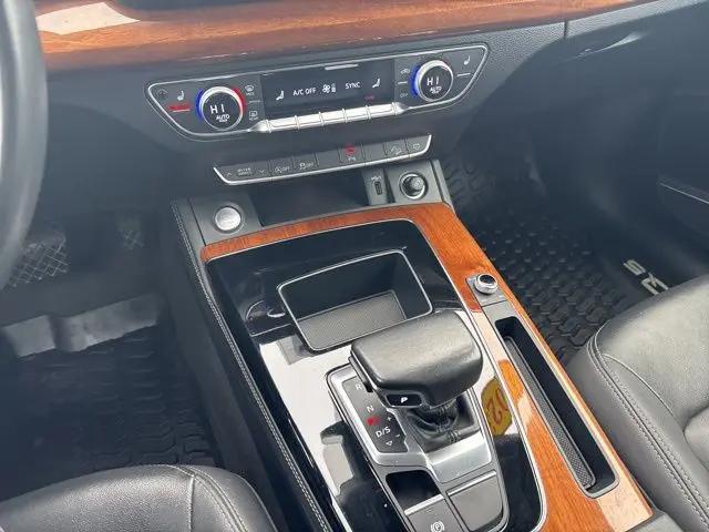 2023 Audi Q5 Premium Plus 45 TFSI S line quattro