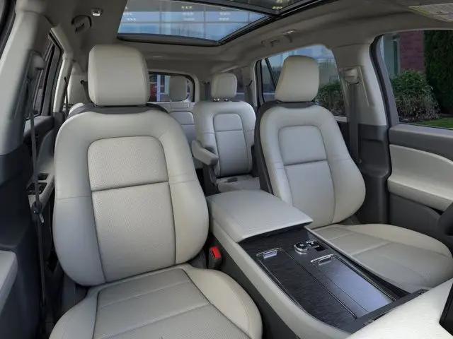 2025 Lincoln Aviator Premiere
