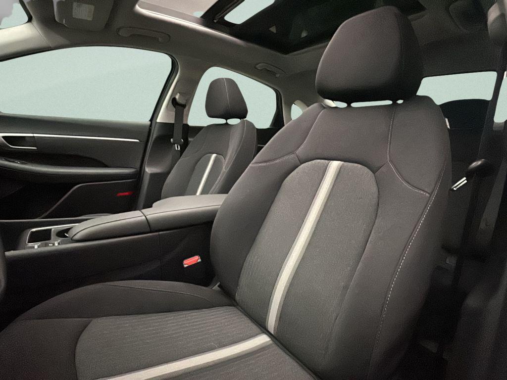 2026 Hyundai Sonata Hybrid SEL - Photo 10