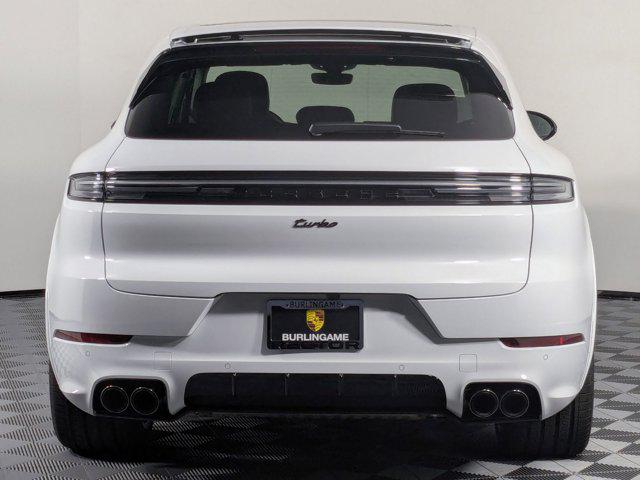 2025 Porsche Cayenne E-Hybrid Turbo