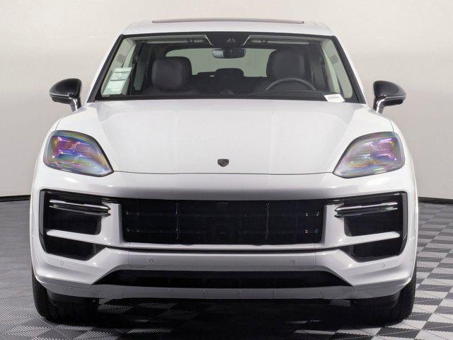 2025 Porsche Cayenne E-Hybrid Turbo
