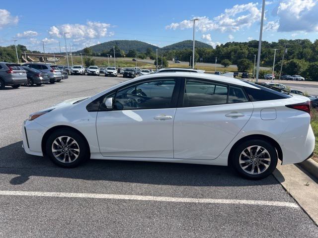 2020 Toyota Prius XLE