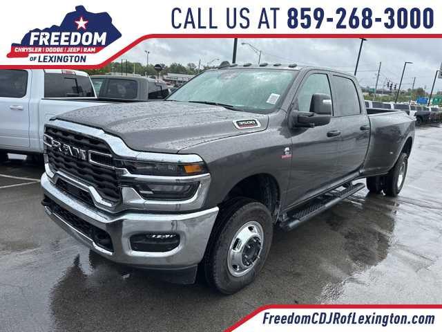 2026 RAM Ram 3500 RAM 3500 TRADESMAN CREW CAB 4X4 8 BOX