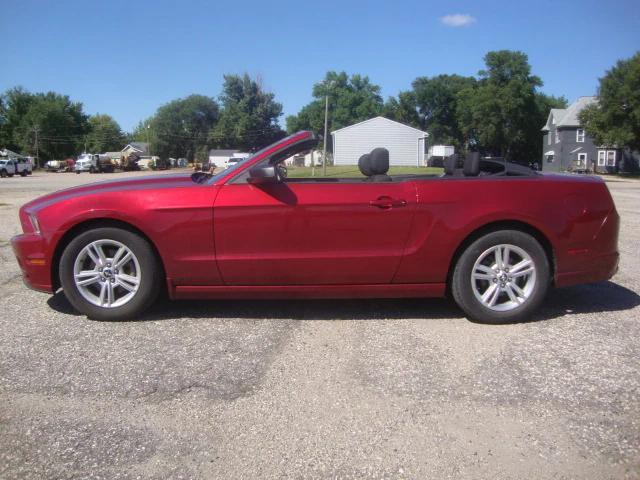 2014 Ford Mustang V6 2014 Ford Mustang V6