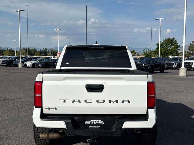 2024 Toyota Tacoma SR5 4WD