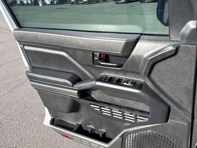 2024 Toyota Tacoma SR5 4WD