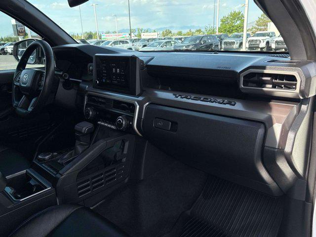 2024 Toyota Tacoma SR5 4WD