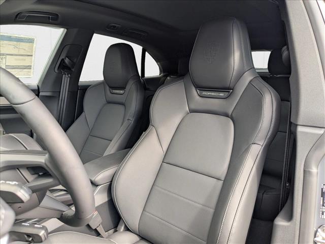 2025 Porsche Macan Electric 4S