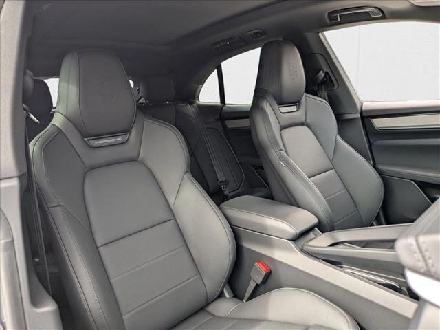 2025 Porsche Macan Electric 4S