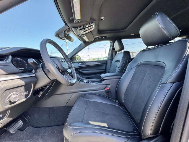 2025 Jeep Grand Cherokee L Altitude X 4x4