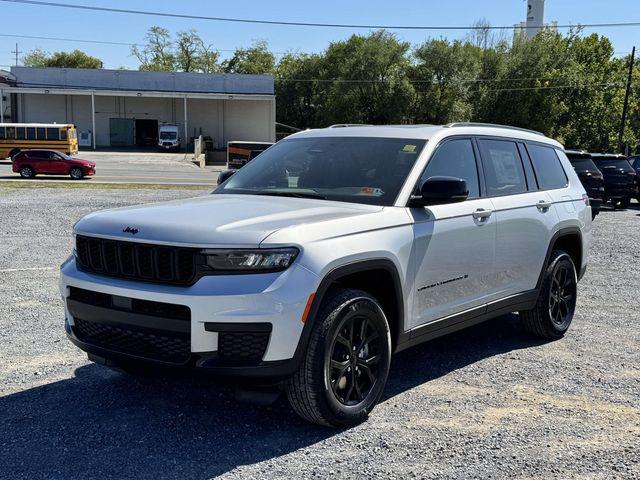 2025 Jeep Grand Cherokee L Altitude X 4x4
