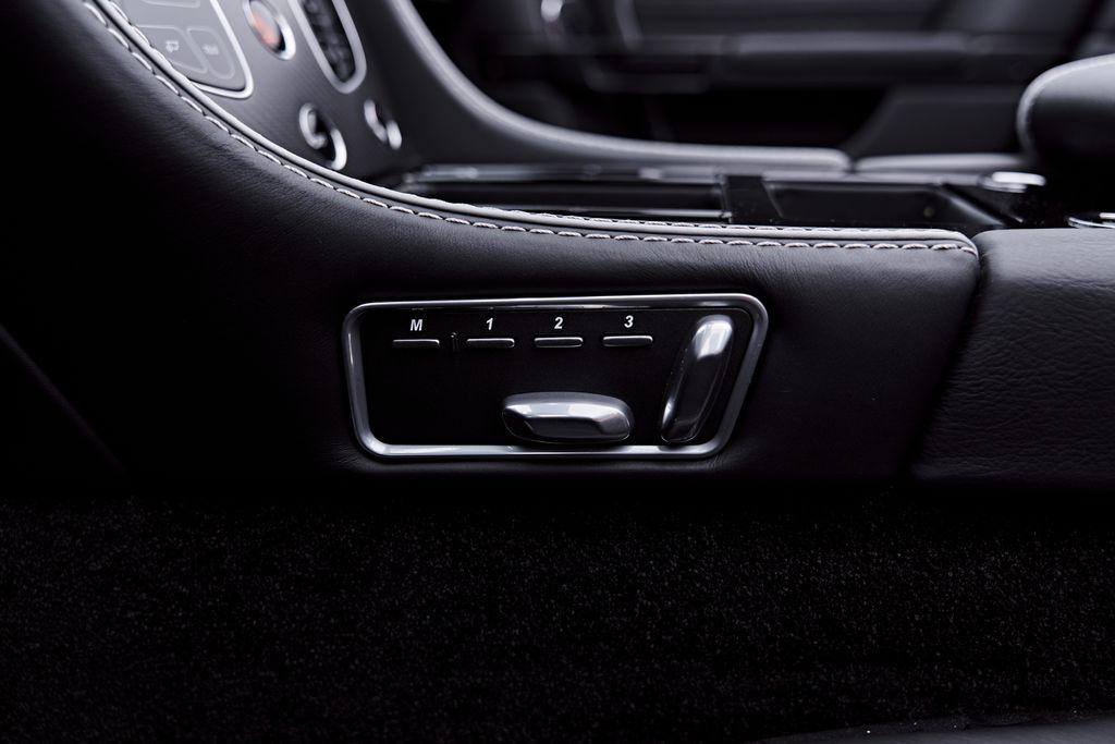 2016 Aston Martin DB9 Base - Photo 75
