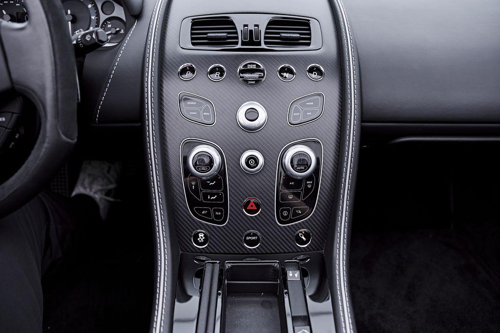 2016 Aston Martin DB9 Base - Photo 77