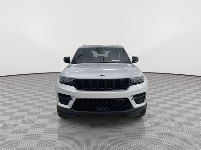 2024 Jeep Grand Cherokee Altitude 4x4