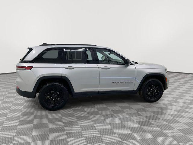 2024 Jeep Grand Cherokee Altitude 4x4