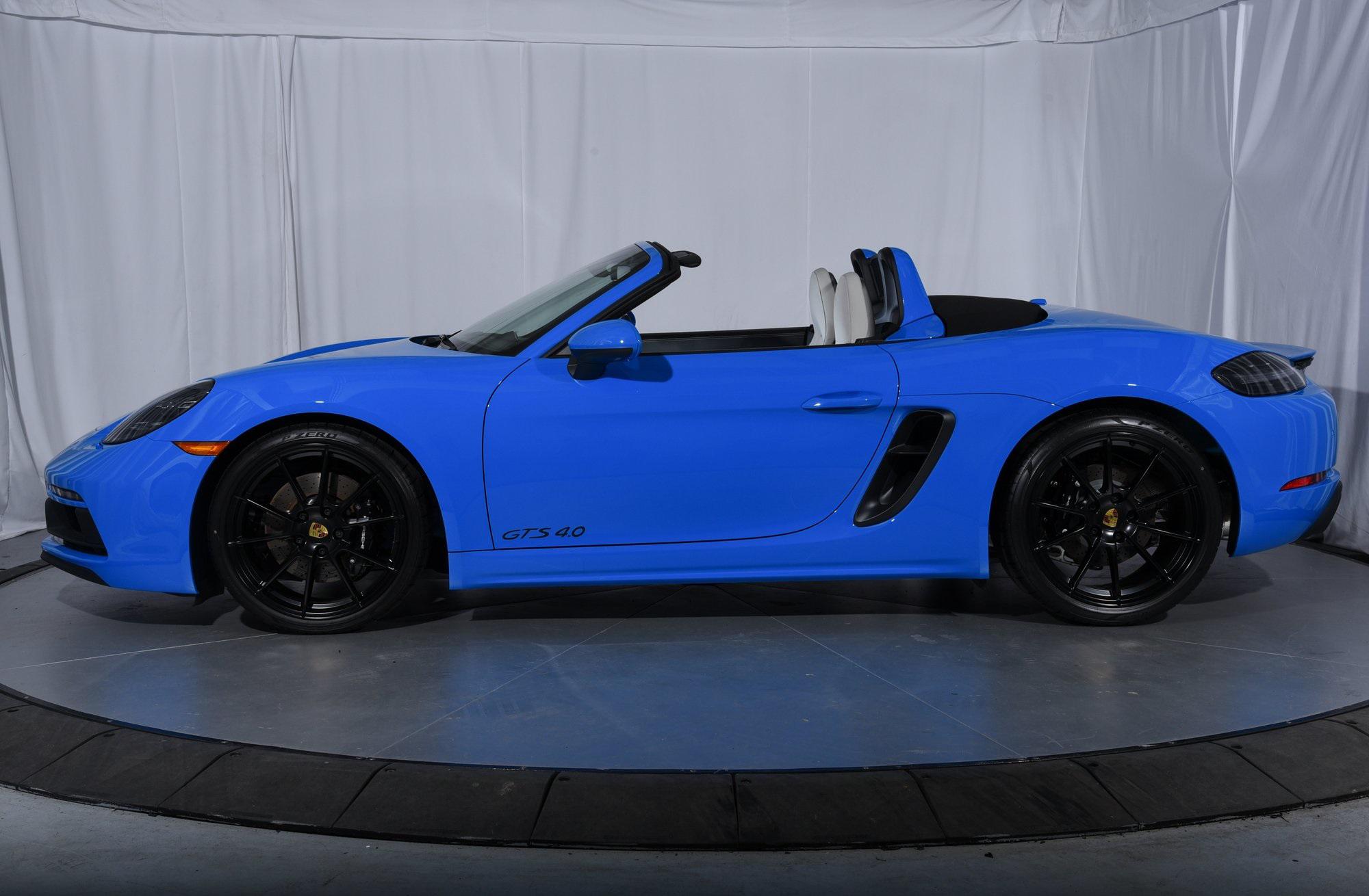 2025 Porsche Boxster GTS 4.0 photo 2